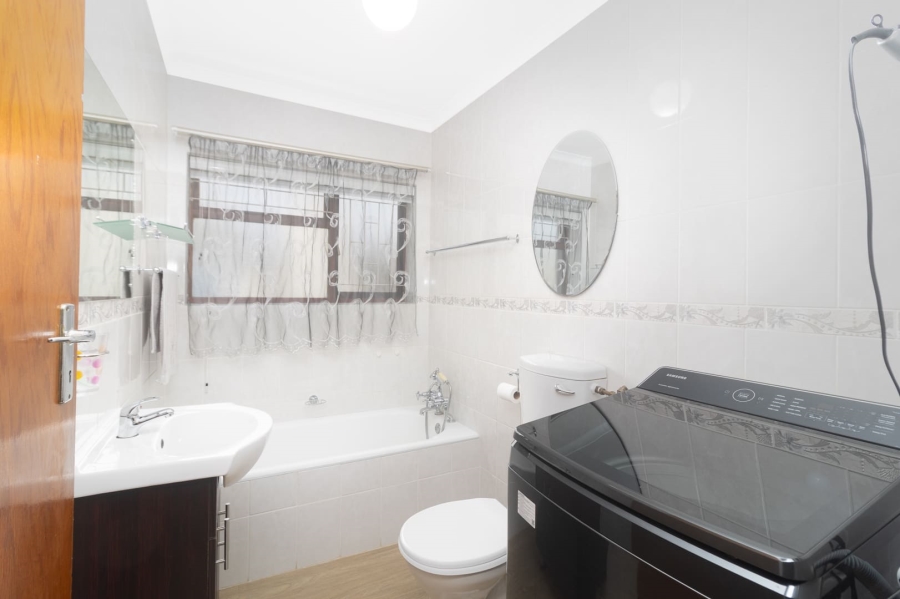 3 Bedroom Property for Sale in Wellington North Western Cape